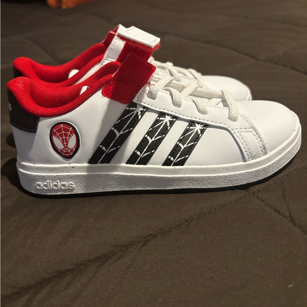 Adidas White and Red Sneakers Classic Shell Toe Design